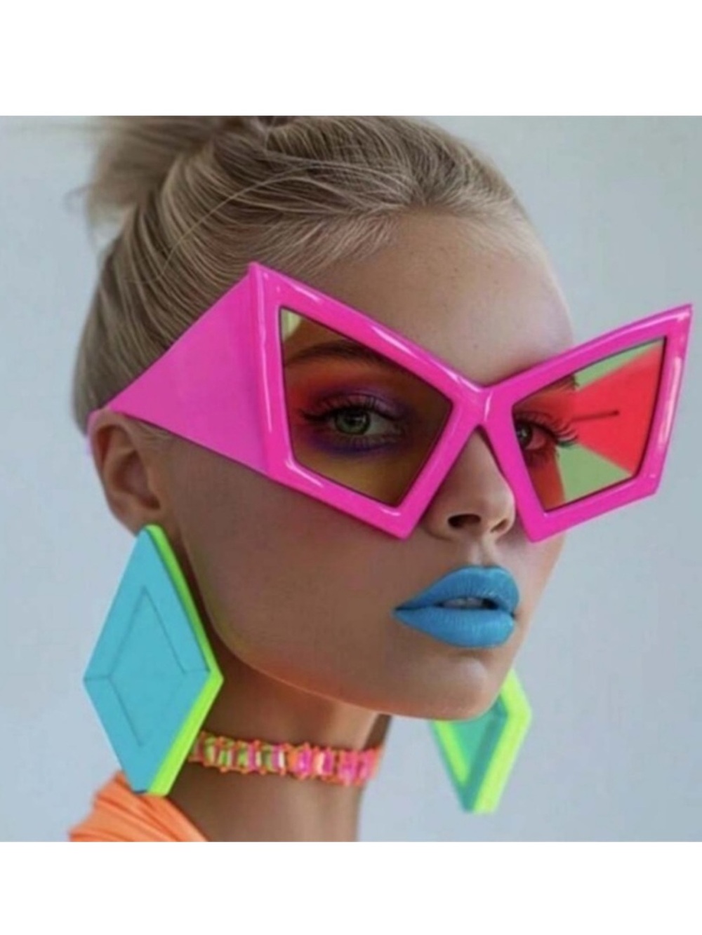 ✨NEW Hot Pink Futuristic Oversized Sunglasses